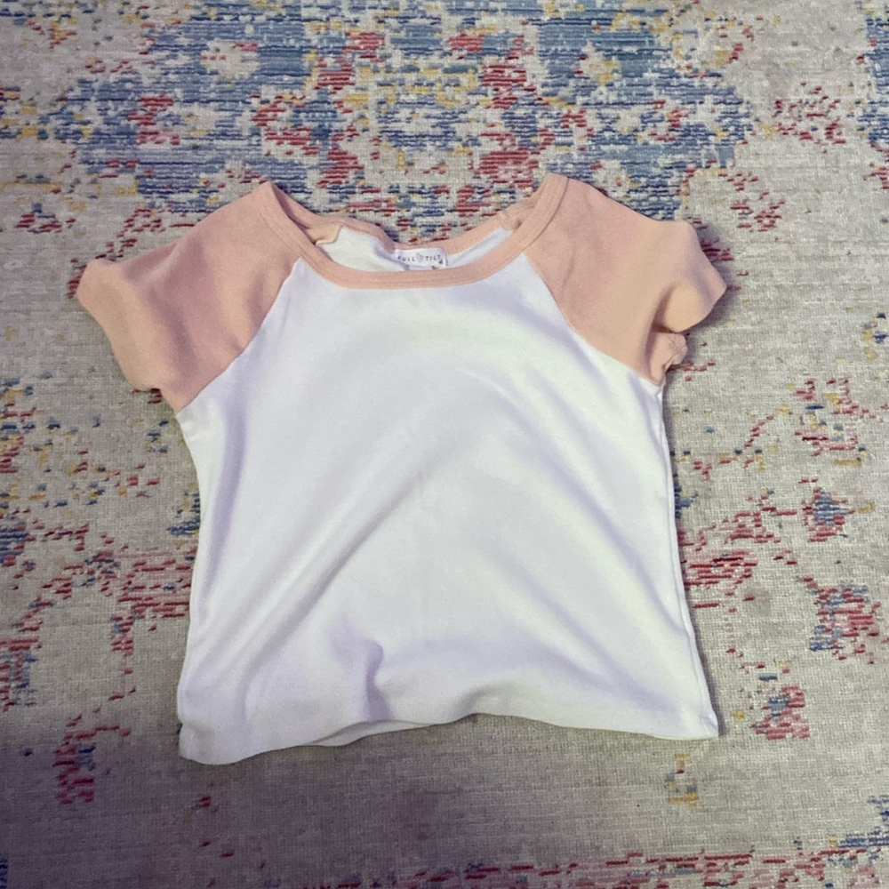 Full tilt pinkish white shirt! Size XL in kids